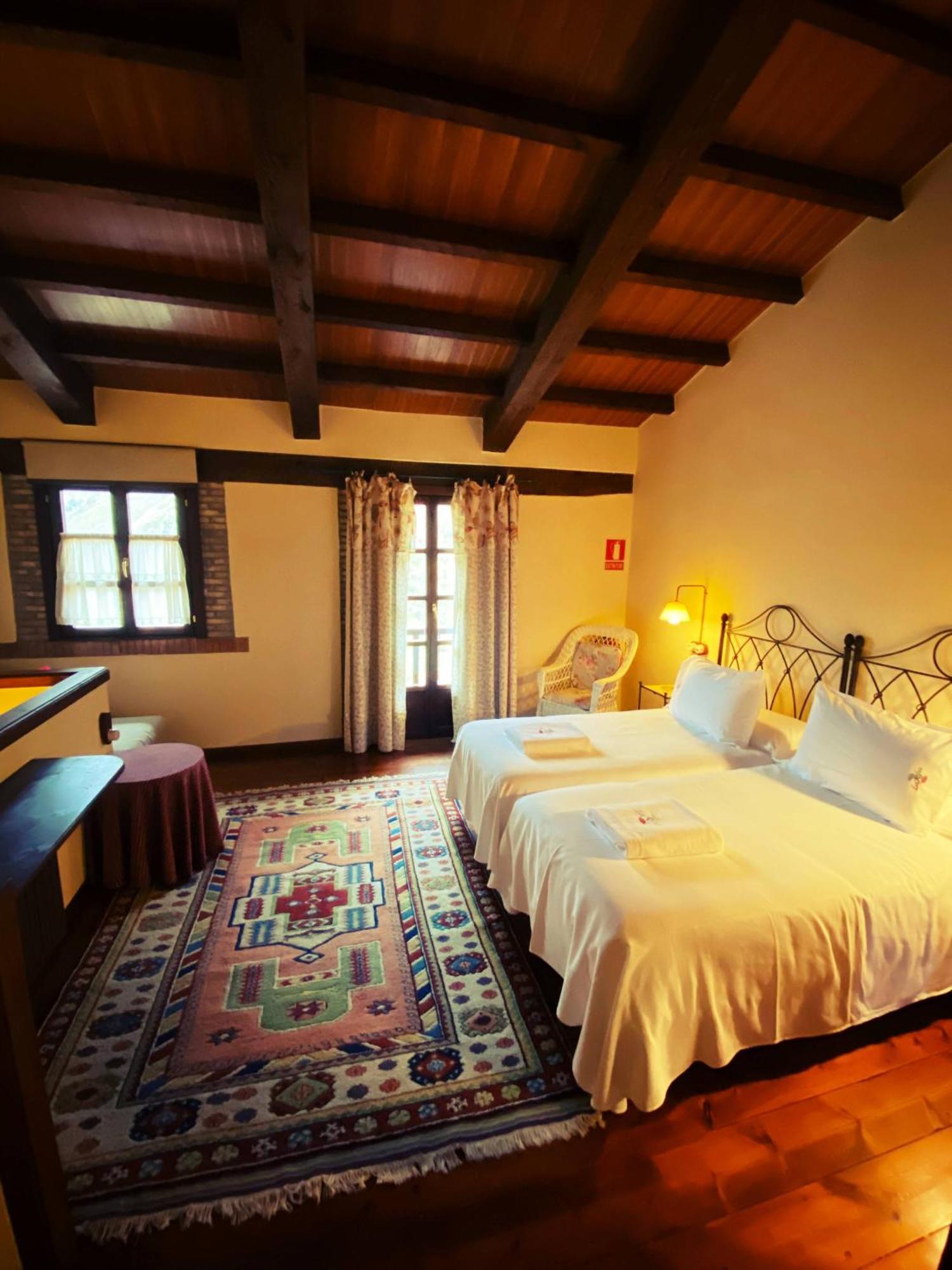 Casa Rural La Riba Sames Екстер'єр фото
