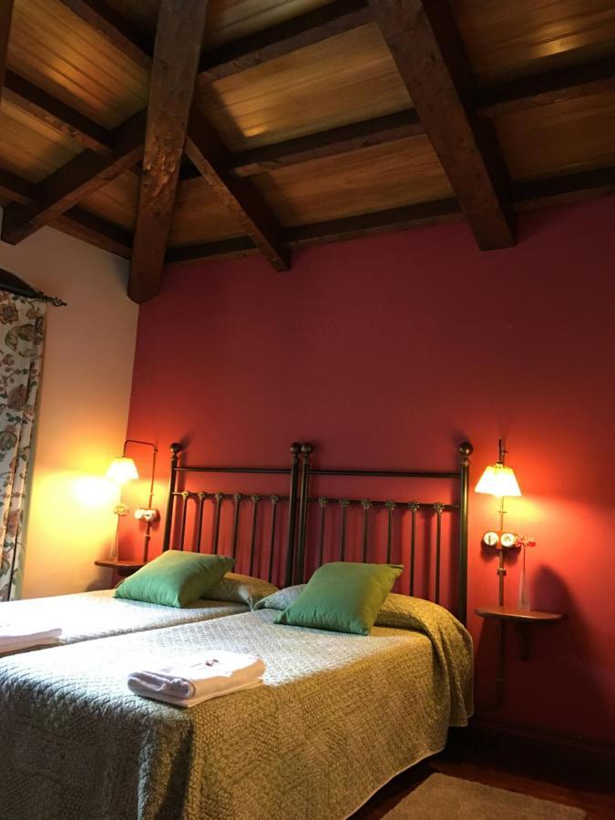 Casa Rural La Riba Sames Екстер'єр фото