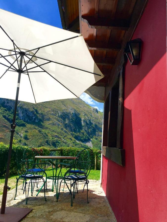 Casa Rural La Riba Sames Екстер'єр фото