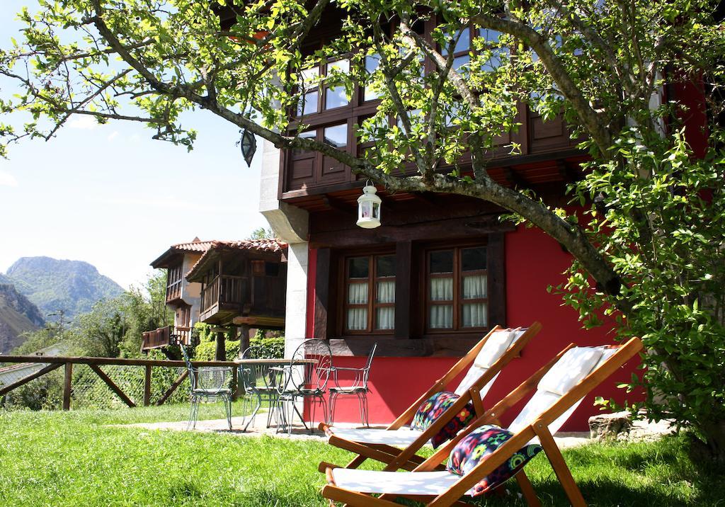 Casa Rural La Riba Sames Екстер'єр фото