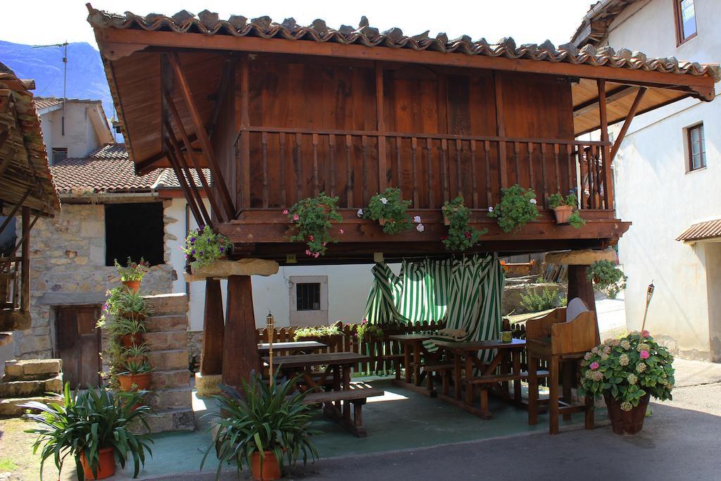 Casa Rural La Riba Sames Екстер'єр фото