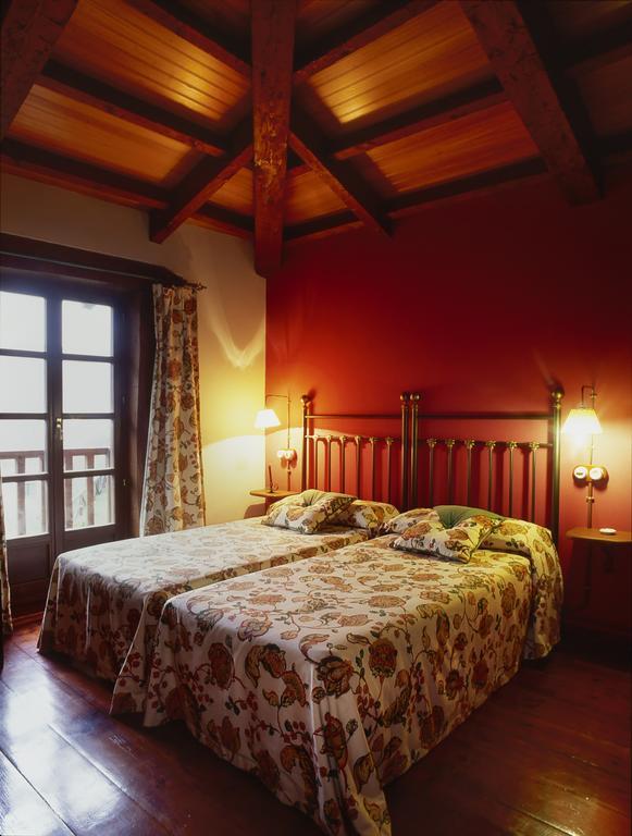 Casa Rural La Riba Sames Екстер'єр фото