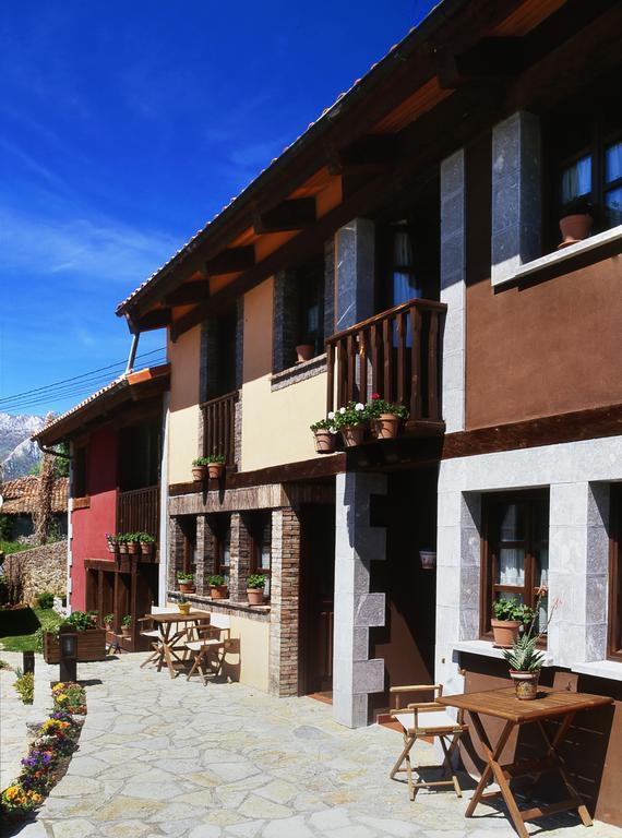 Casa Rural La Riba Sames Екстер'єр фото