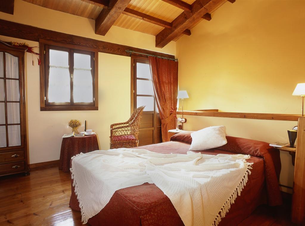 Casa Rural La Riba Sames Екстер'єр фото